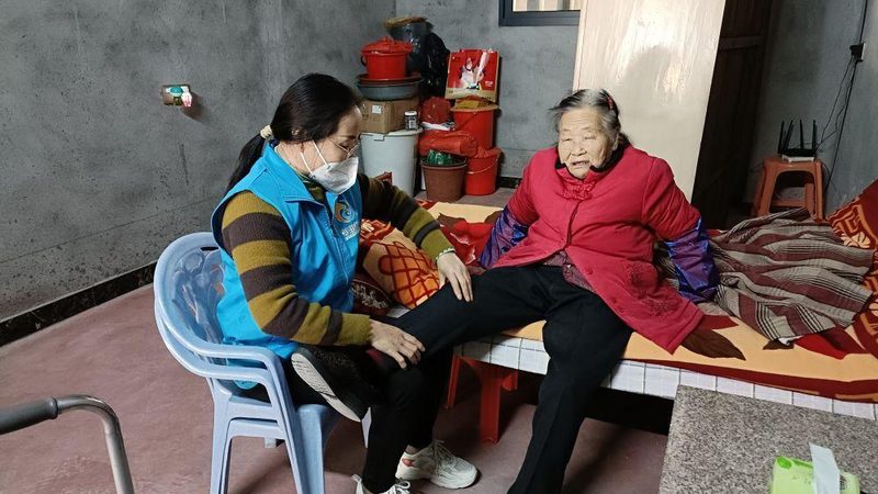 养老护理员工资待遇影响因素全解析